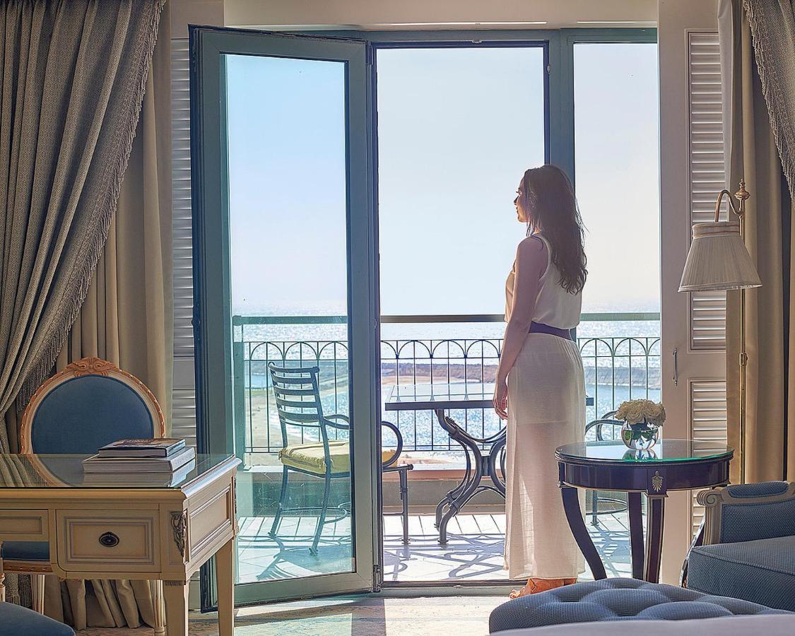 Four Seasons Hotel Alexandria At San Stefano Zewnętrze zdjęcie A guest at the Four Seasons Hotel, Alexandria