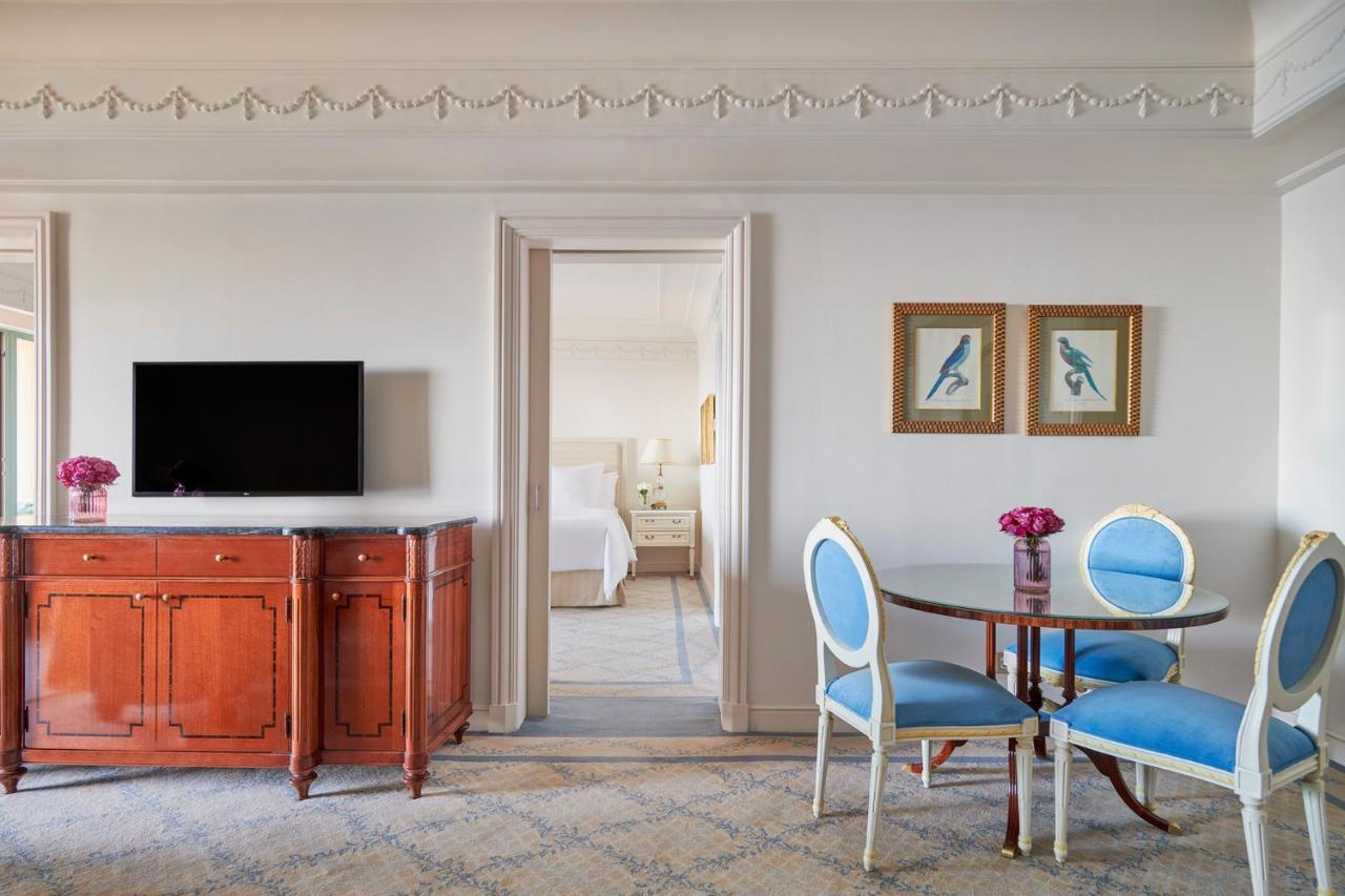 Four Seasons Hotel Alexandria At San Stefano Zewnętrze zdjęcie A suite at the Four Seasons Hotel